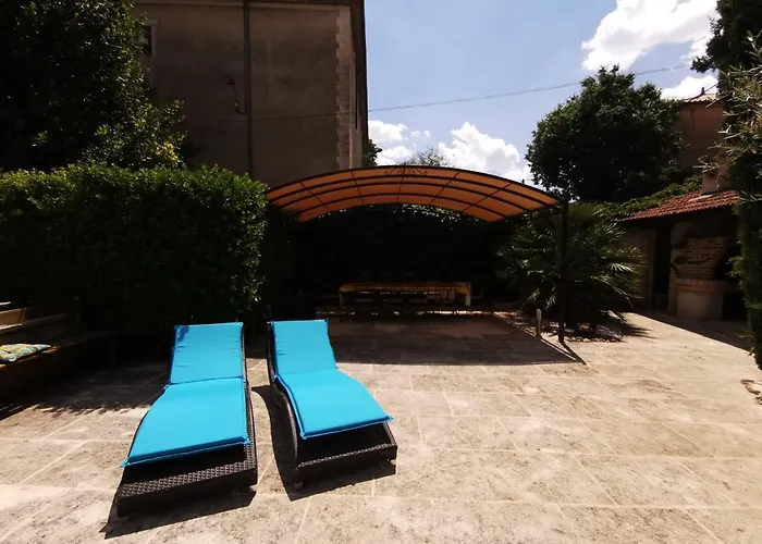 Les Du Lavoir Bed & Breakfast *