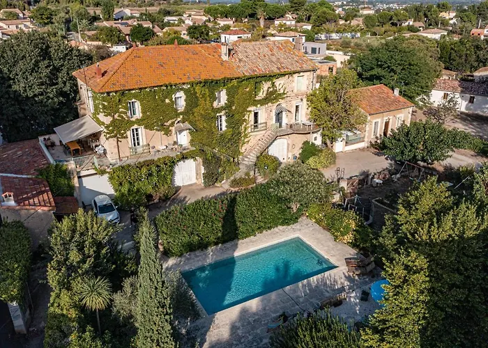 Les Du Lavoir Bed & Breakfast